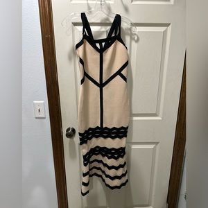 Great fun dress!!! Wore once in Jamaica!!